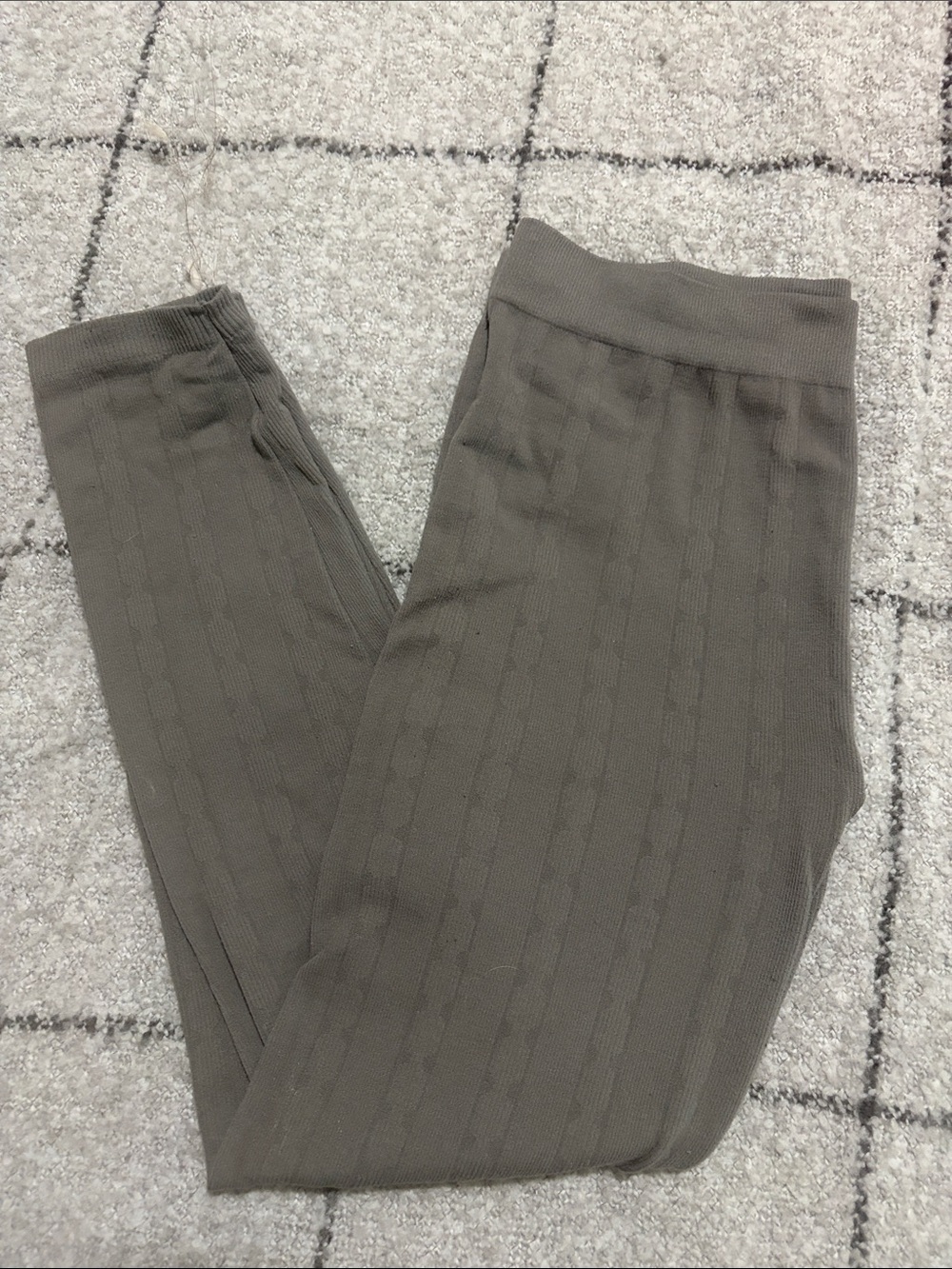Cable Knit Ribbed Leggings in Gray